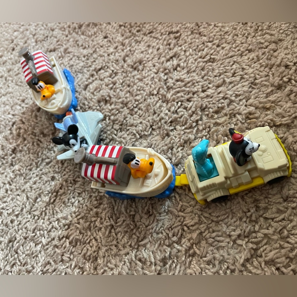 Lot of 4 Disney World McDonalds Toys 2022 park attractions magic kingdom 2 3 4